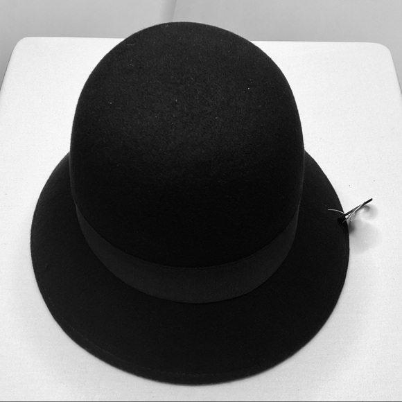 Never worn women’s hat - Picture 2 of 3